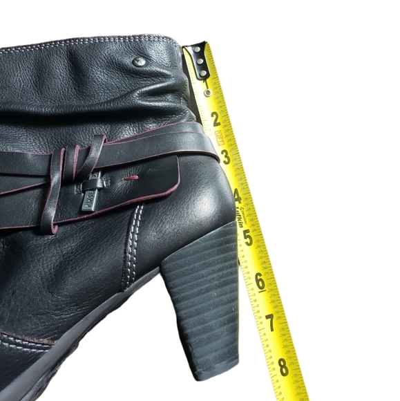 PIKOLINOS Black Ankle Boots with Pink Accents - Picture 8 of 12